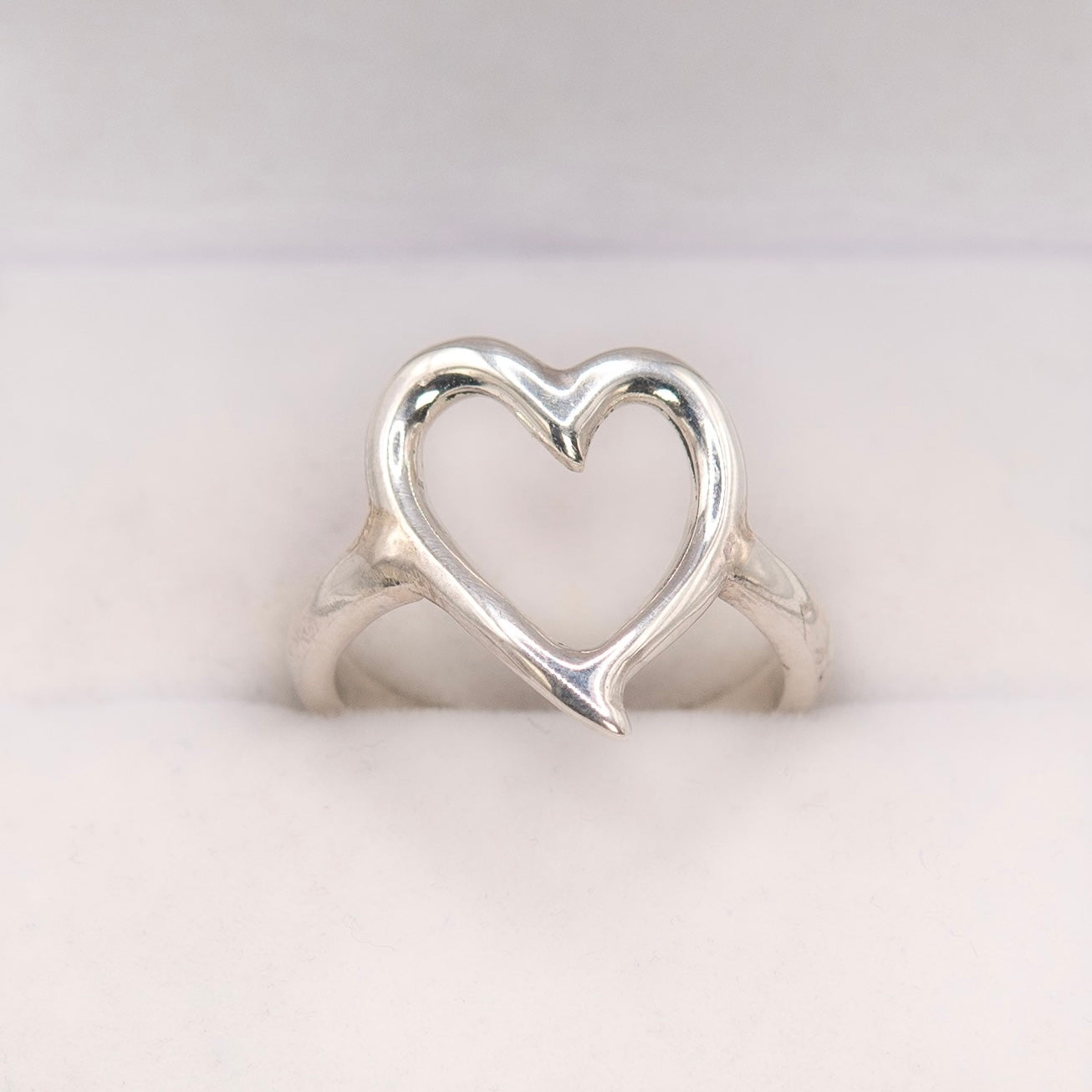 Open heart ring