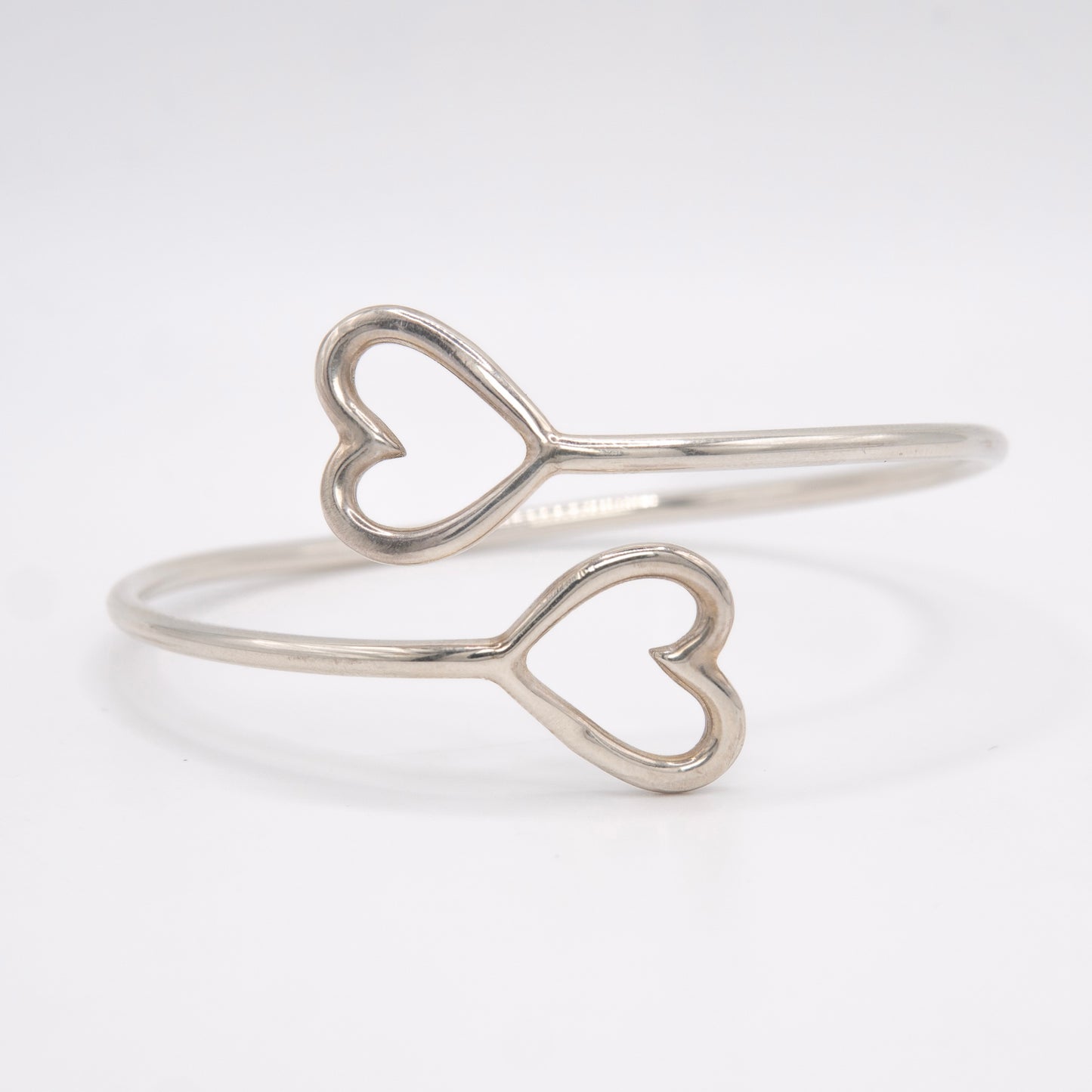 Open heart bangle